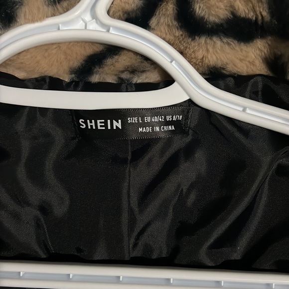 Animal print faux fur coat - Picture 2 of 3